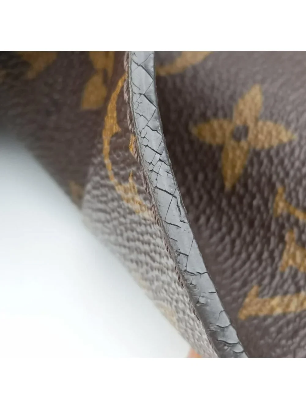 Louis Vuitton Pochette Metis MM Monogram Brown Canvas Handbag